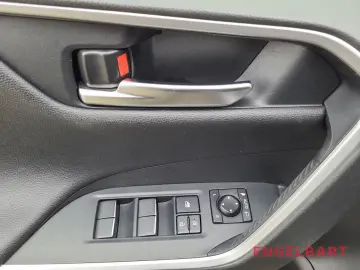 RAV 4 Hybrid 4x4 Team Deutschland 2.5 VVT-i El.