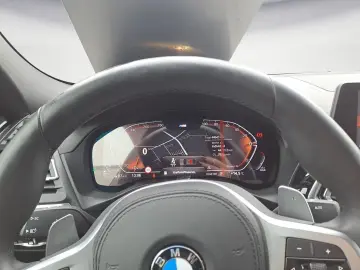 X4 xDrive30d AT M Sportpaket Innovationsp. AHK