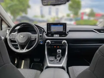 RAV4 2.5 Hybrid Team D 4x4 LED KAMERA SHZ BT