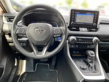 RAV4 2.5 Hybrid Team D 4x4 LED KAMERA SHZ BT