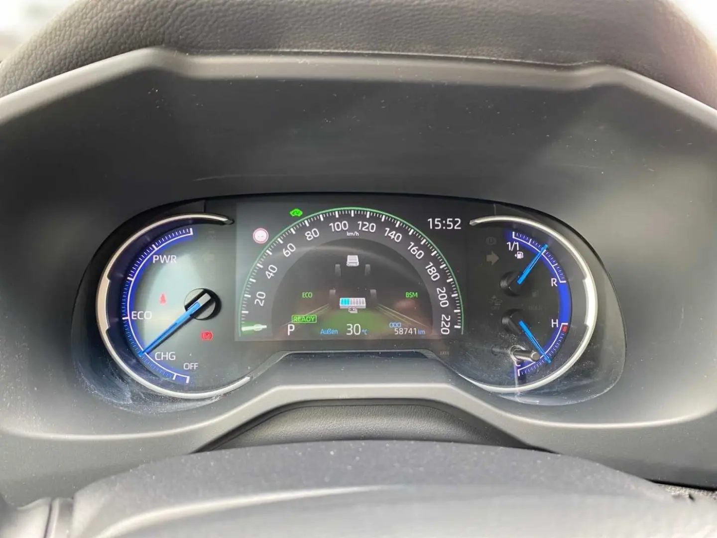 RAV4 2.5 Hybrid Team D 4x4 LED KAMERA SHZ BT