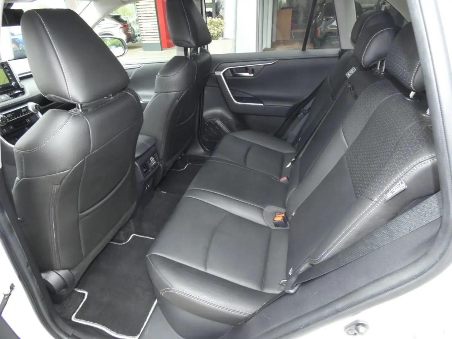 RAV 4 2.5 4x4 Hybrid Team D*AHK+Leder+SHZ+PDC