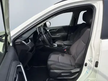 RAV 4 2.5 Hybrid Team D 4x4 *Navi*LED*el Heck*