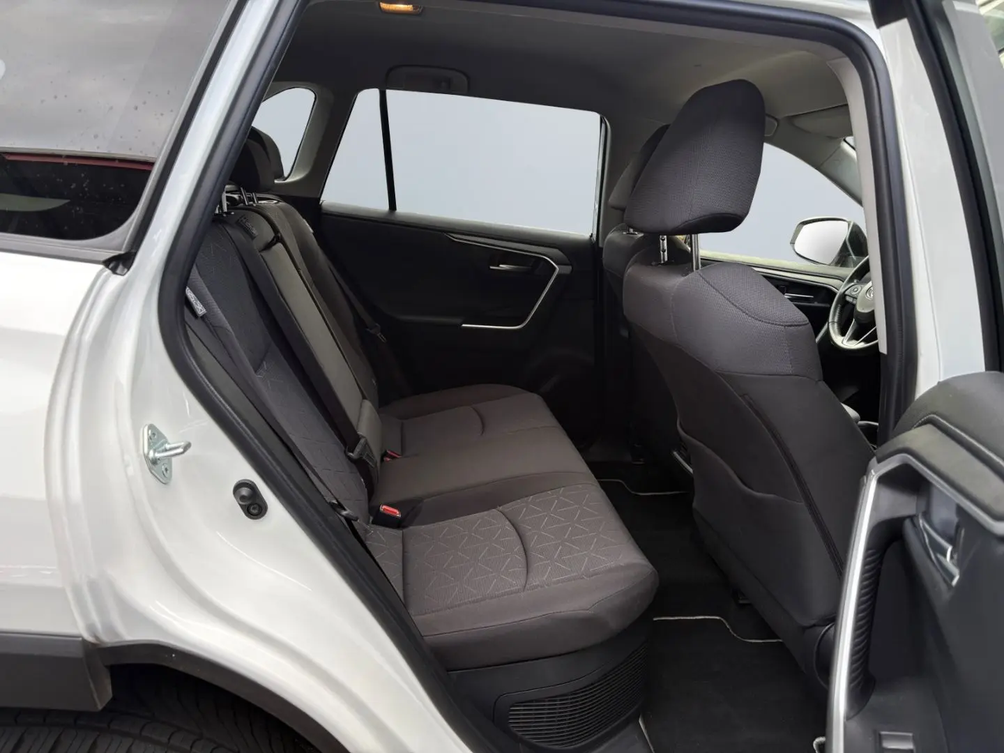 RAV 4 2.5 Hybrid Team D 4x4 *Navi*LED*el Heck*