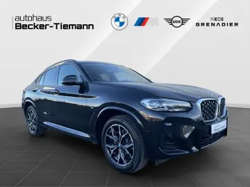 X4 xDrive30d M Sport Panorama AHK Driving  Parki