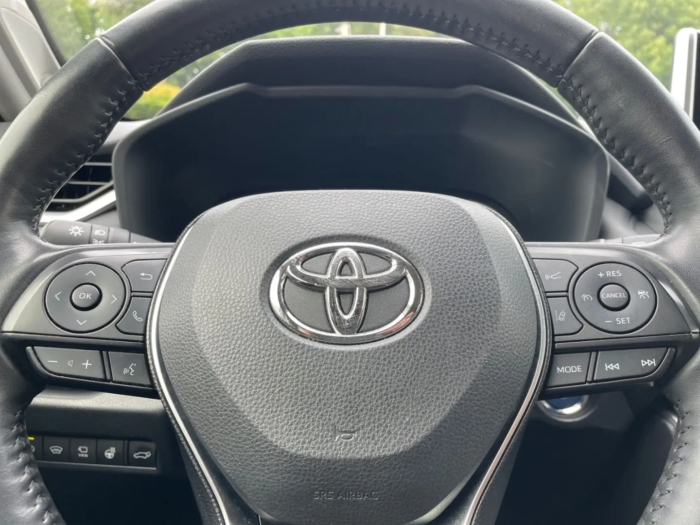 RAV 4 2.5 4x4 Hybrid Lounge *LED*360°*Leder*JBL*