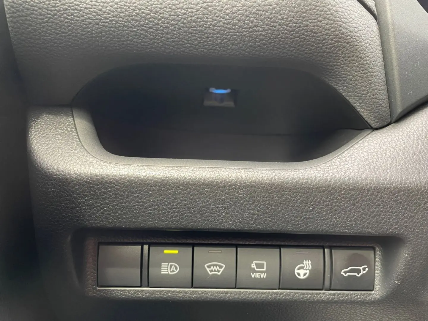 RAV 4 2.5 4x4 Hybrid Lounge *LED*360°*Leder*JBL*