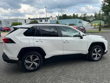 RAV4 Plug-in-Hybrid RAV 4 - AHK, LED, Navi, PDC,