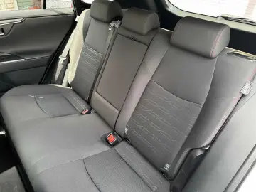 RAV4 Plug-in-Hybrid RAV 4 - AHK, LED, Navi, PDC,