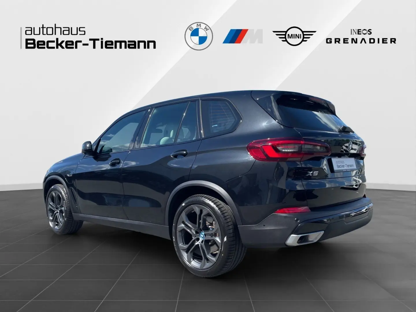 X5 xDrive45e Panorama/Head-Up/Laser/AHK/2-AchsLu