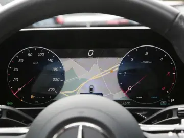 E 450 d 4M AMG Night Superscreen Navi 360° Memor