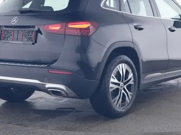 GLA 250 4M PROGRESSIVE+LENKRADHEIZ+AHK+KAMERA+++