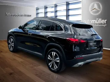 GLA 220 4M PROGRESSIVE+AHK+MULTIBEAM+LENKRADHEIZ