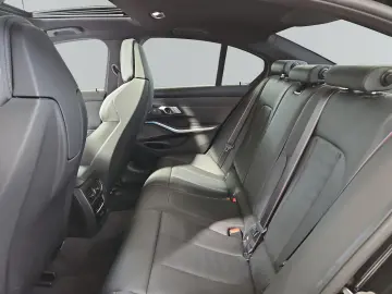 M3 Competition *Facelift*H/K*Glasdach*Keyless*36