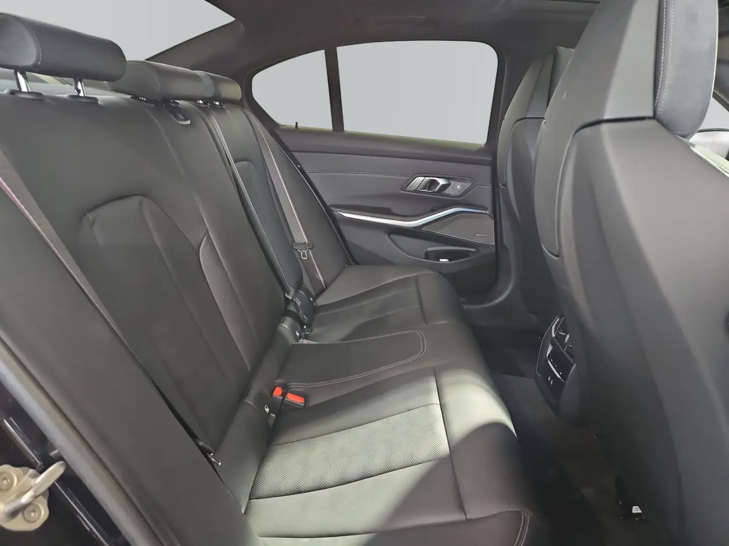 M3 Competition *Facelift*H/K*Glasdach*Keyless*36