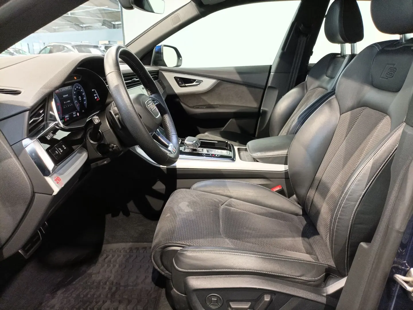Q8 3.0 TDI quattro S-Line LED|Navi|ACC|HUD|AHK