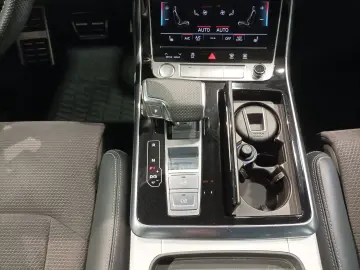 Q8 3.0 TDI quattro S-Line LED|Navi|ACC|HUD|AHK