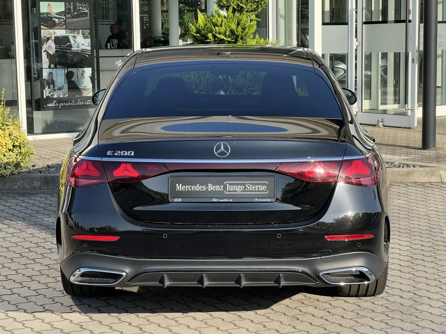 E 200 AMG Line Advance+Winter+Night+Schaden vorn