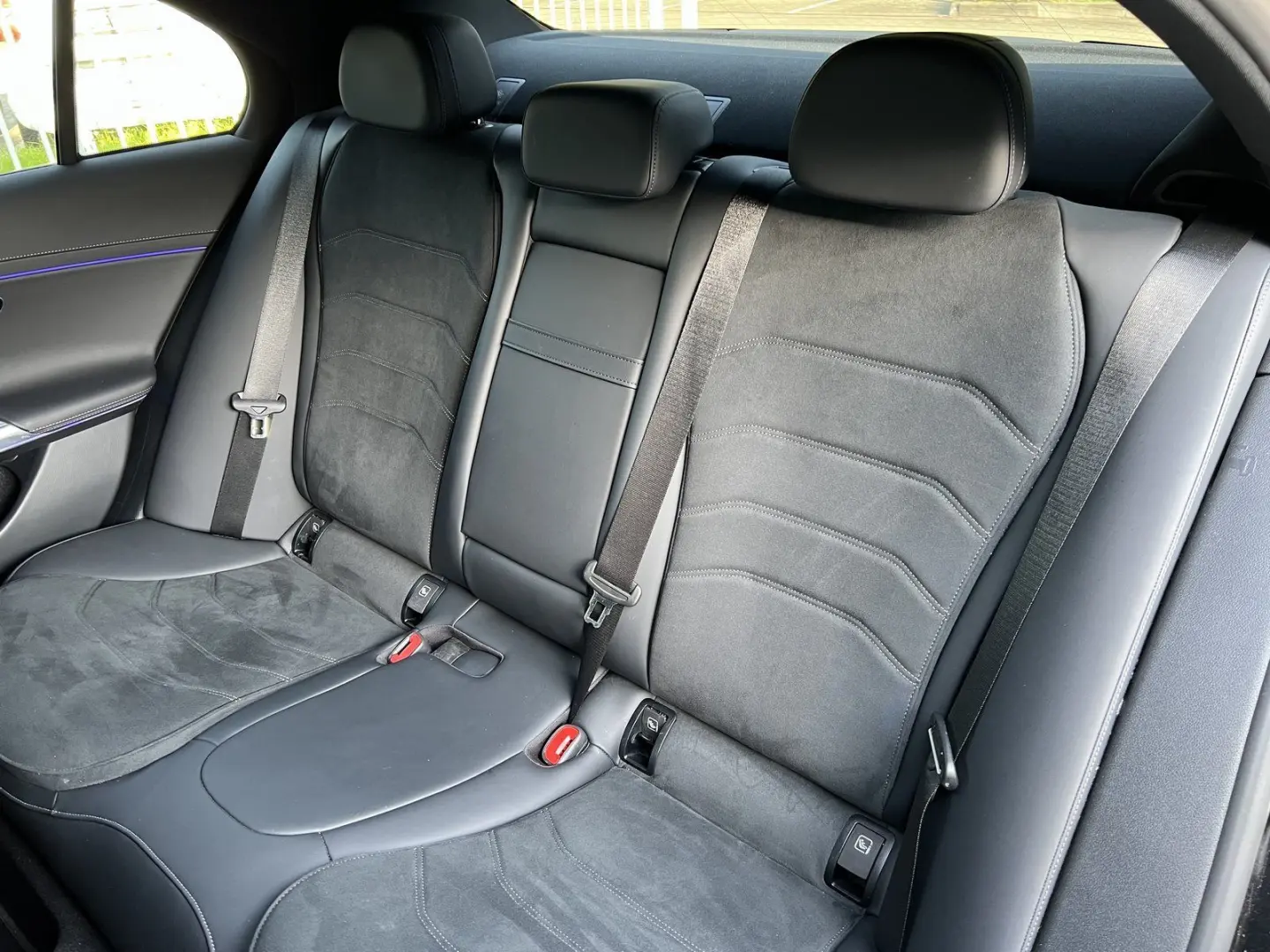 E 200 AMG Line Advance+Winter+Night+Schaden vorn