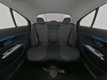E 200 Avantgarde*DISTR*360*Memory*Keyless*Digita