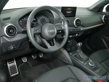 Q2 35 TFSI edition one Pano,Matrix,Leder,PDC,Spo