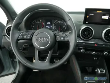 Q2 35 TFSI edition one Pano,Matrix,Leder,PDC,Spo