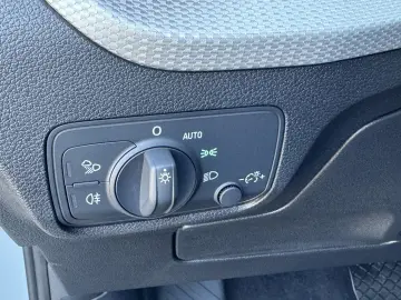 Q2 35 TFSI advanced *Matrix-LED/Virt.CP/Keyless/
