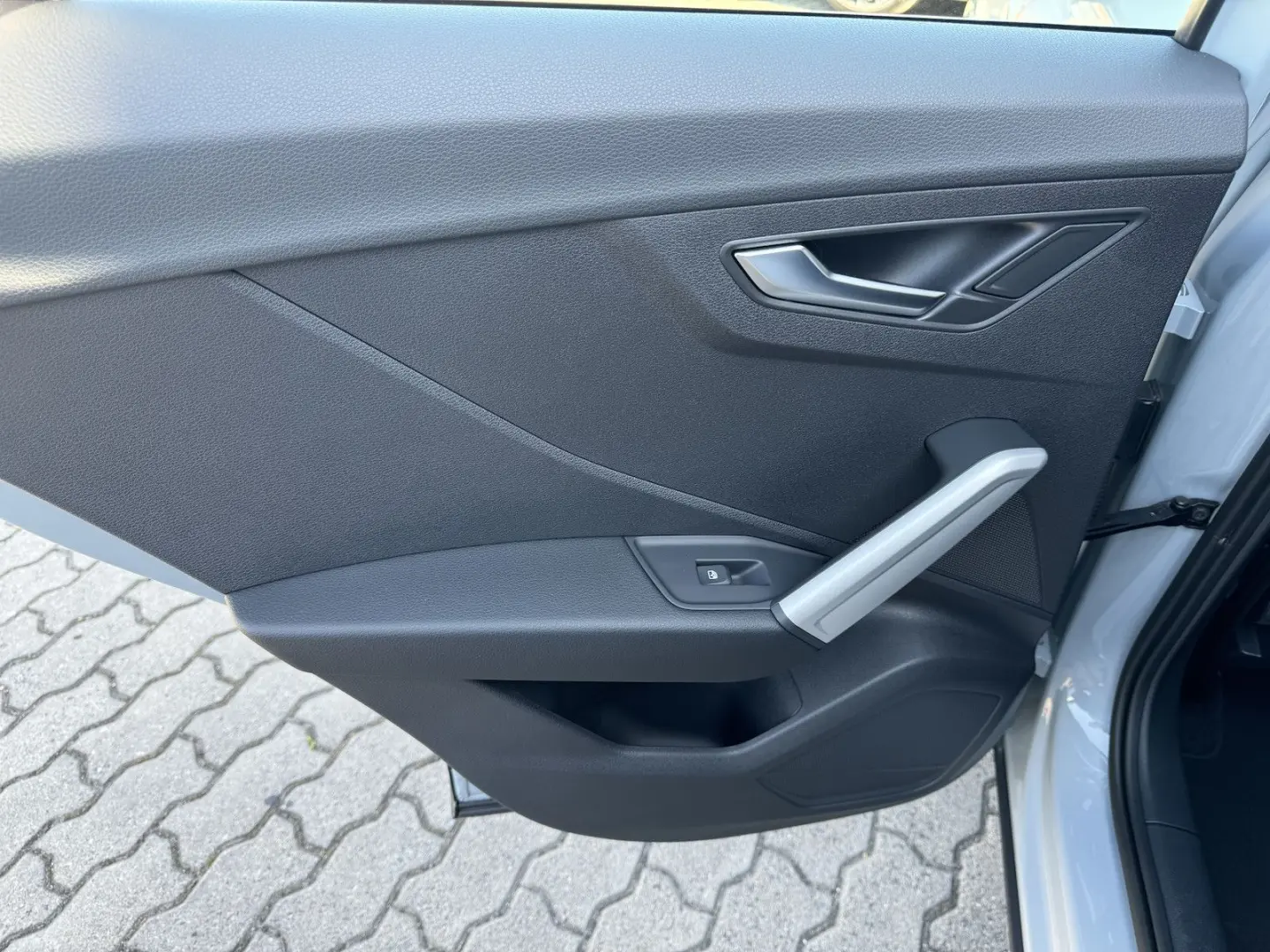 Q2 35 TFSI advanced *Matrix-LED/Virt.CP/Keyless/