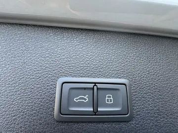 Q2 35 TFSI advanced *Matrix-LED/Virt.CP/Keyless/