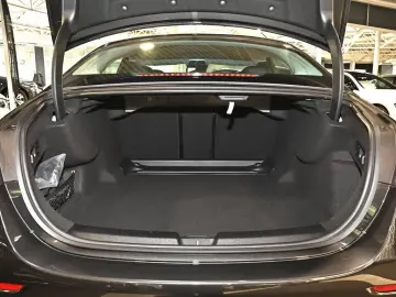 E 200 Avantgarde Advanced Plus 19