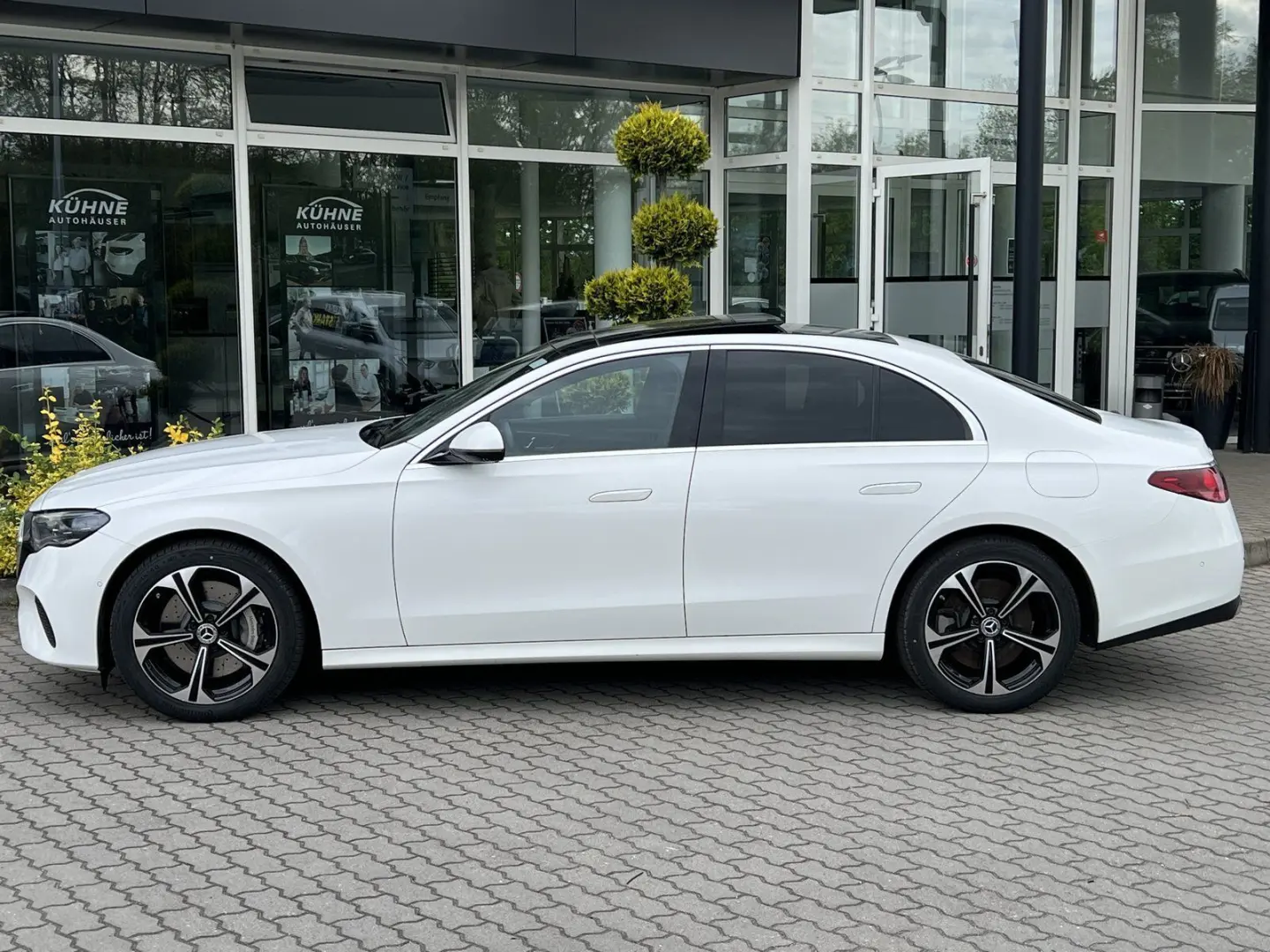 E 400 e 4M+Panodach+Ventilation+360
