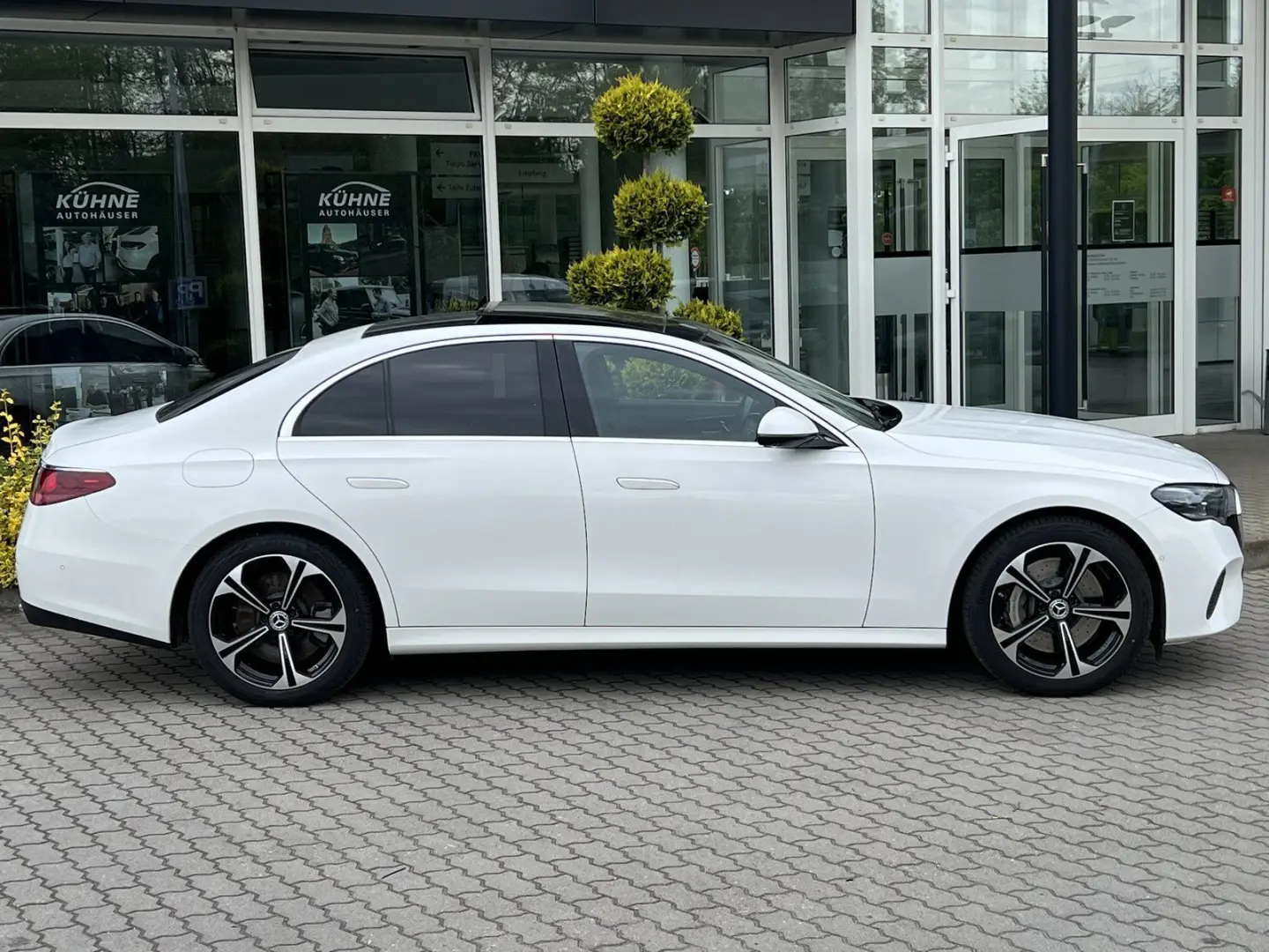 E 400 e 4M+Panodach+Ventilation+360