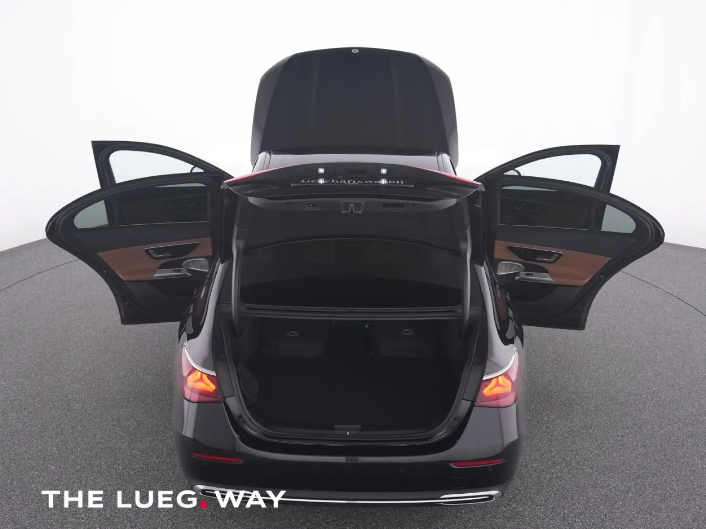 E 300 e 4M SUPERSCREEN+AHK+BURMESTER+SITZKLIMA+360