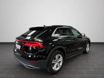 Audi Q8 55 TFSI quattro