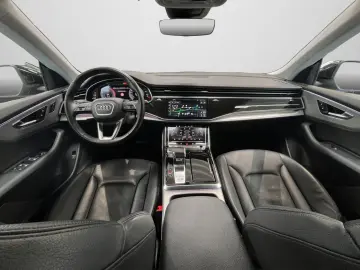 Audi Q8 55 TFSI quattro