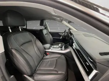 Audi Q8 55 TFSI quattro