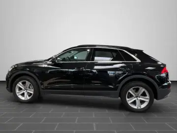 Audi Q8 55 TFSI quattro
