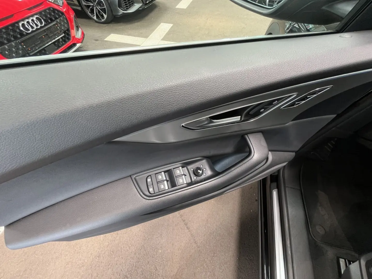Audi Q8 55 TFSI quattro