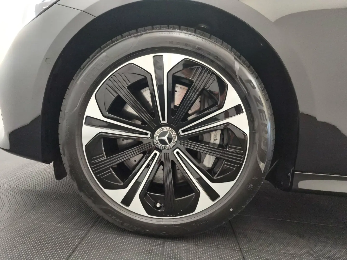 E 300de 4M Advanced+ Superscreen+Burmester+360+Ventil