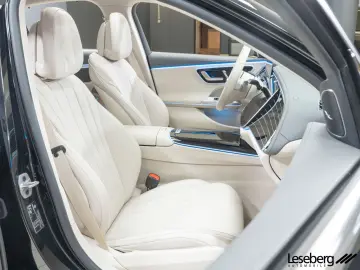 E 220 d 4M Exclusive DIG.LIGHT/Pano/Distro/360°/
