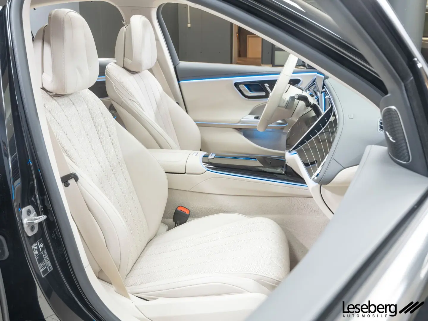 E 220 d 4M Exclusive DIG.LIGHT/Pano/Distro/360°/
