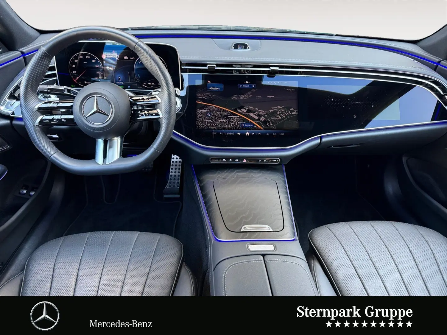 E 300 e 4M AMG Night+Pano+SUPER+Distro+AHK+360°+