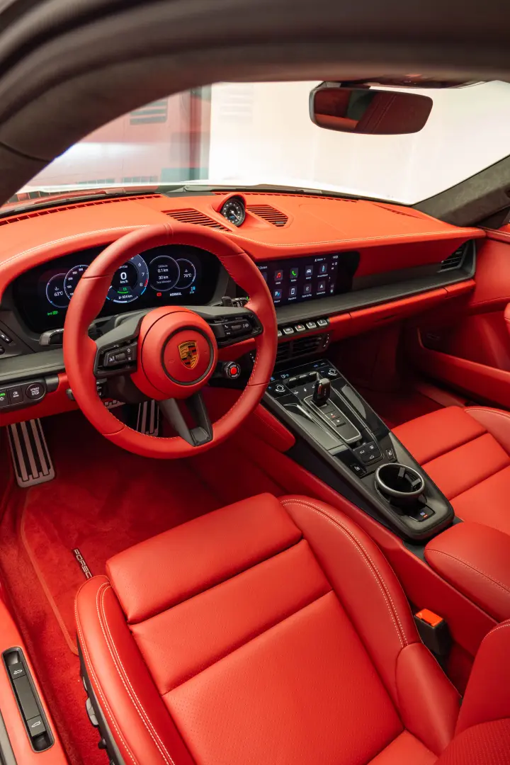 Porsche 911 Carrera GTS