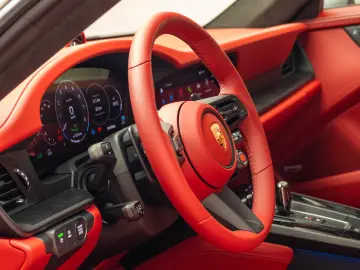 Porsche 911 Carrera GTS
