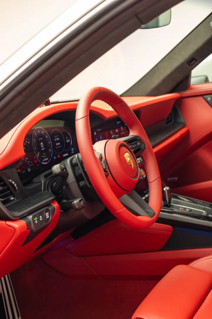 Porsche 911 Carrera GTS