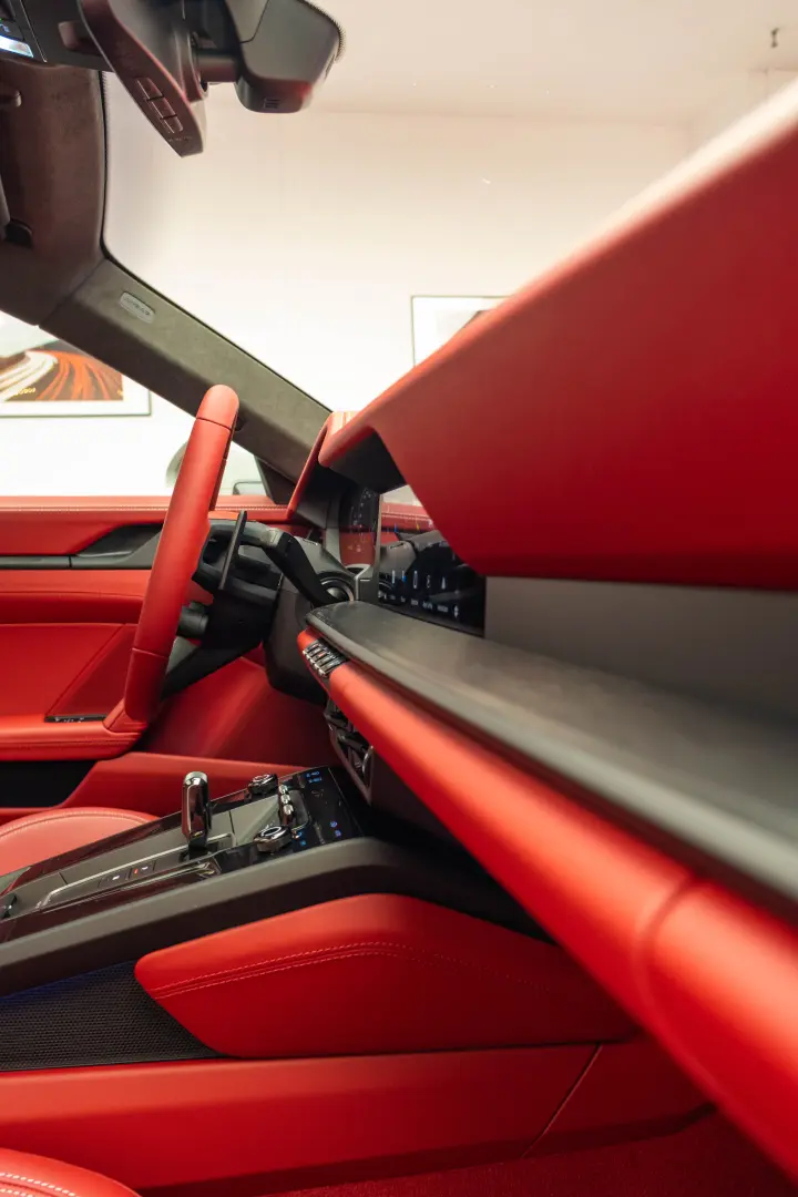 Porsche 911 Carrera GTS