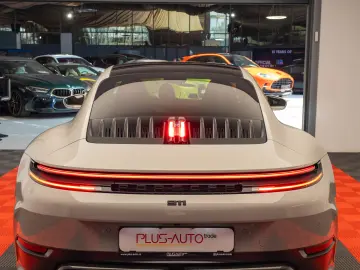 Porsche 911 Carrera GTS