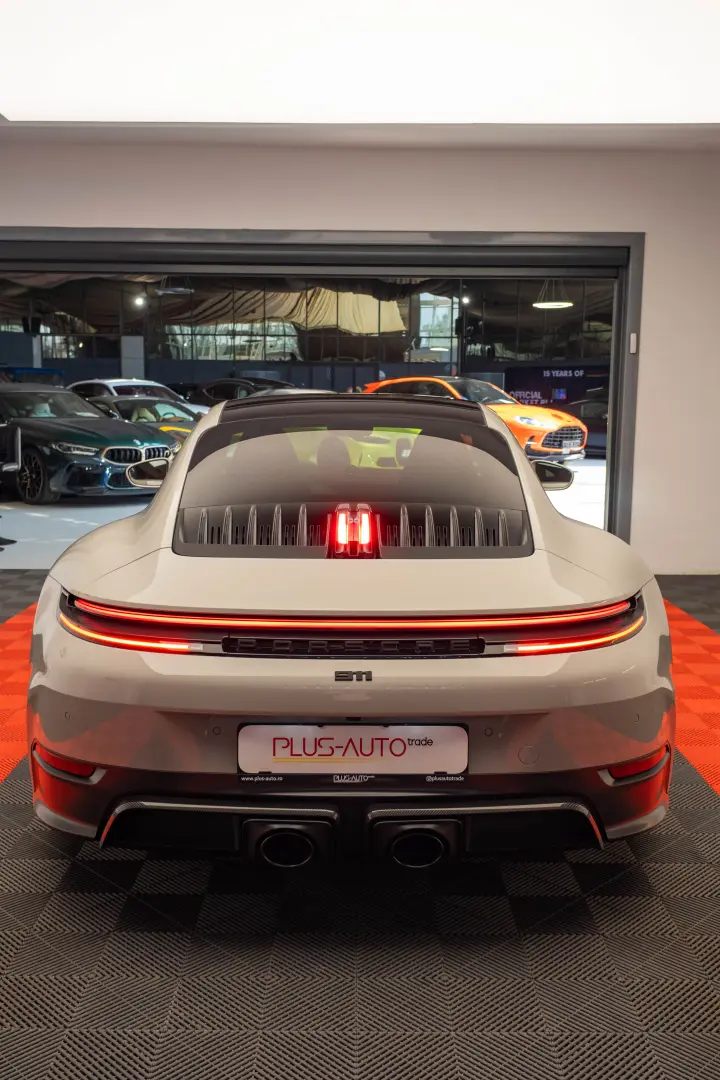 Porsche 911 Carrera GTS