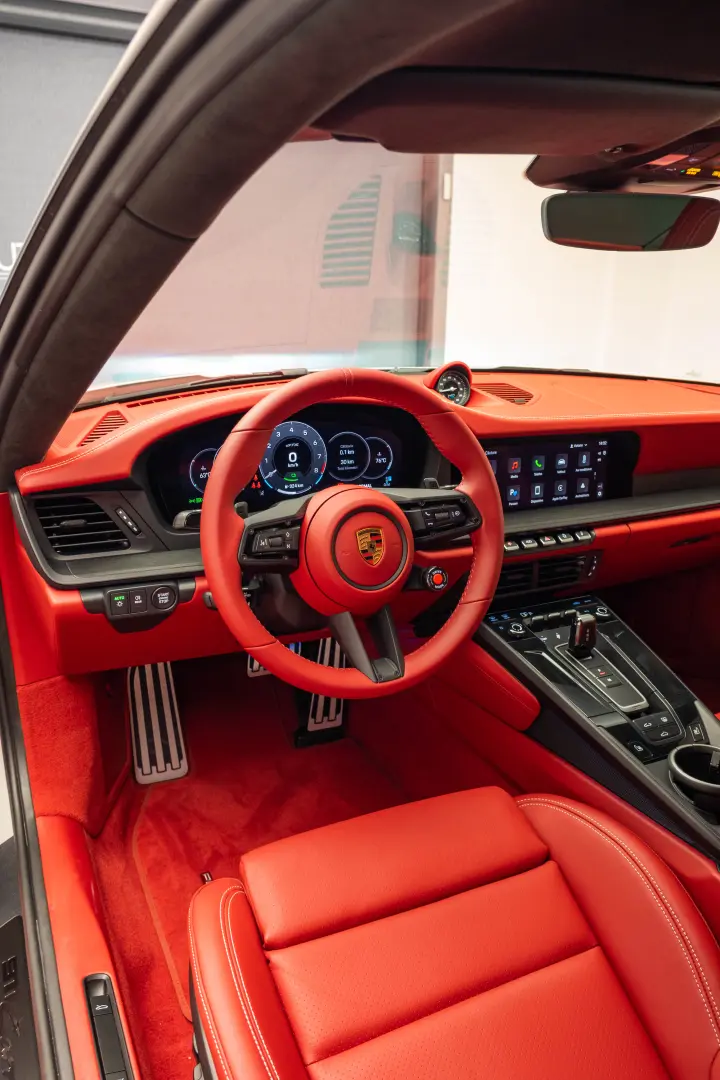 Porsche 911 Carrera GTS
