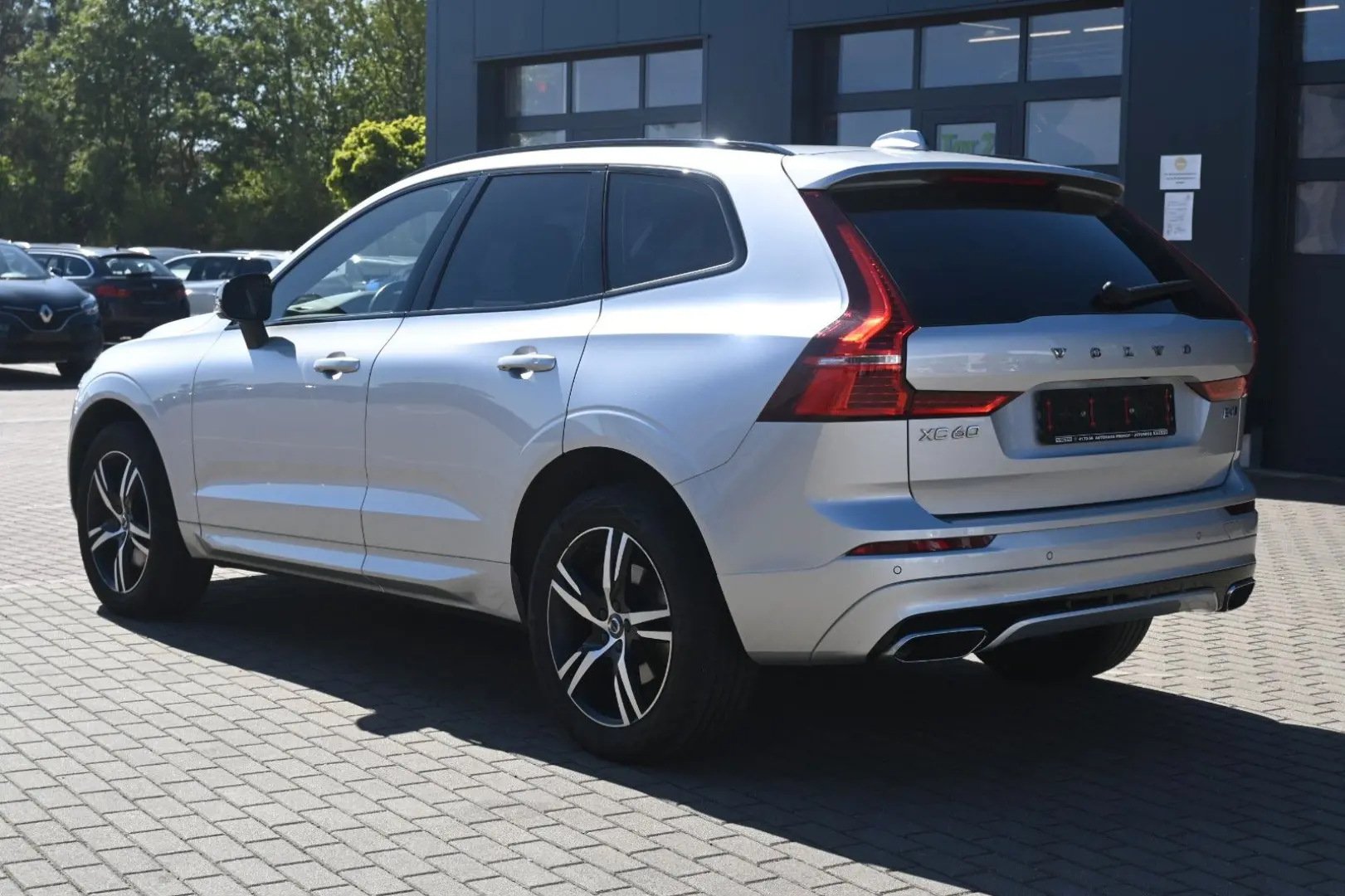 XC60 B4 D AWD R-Design*Qi*RFK*STDHZG*ACC*AHK